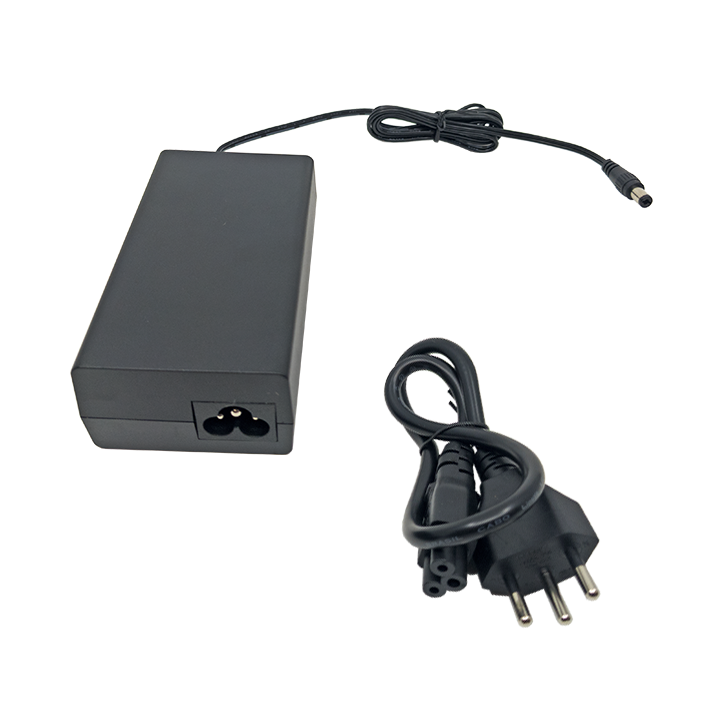 Switch TP-Link TL-SF1005P 5 porte, di cui 4 porte PoE+